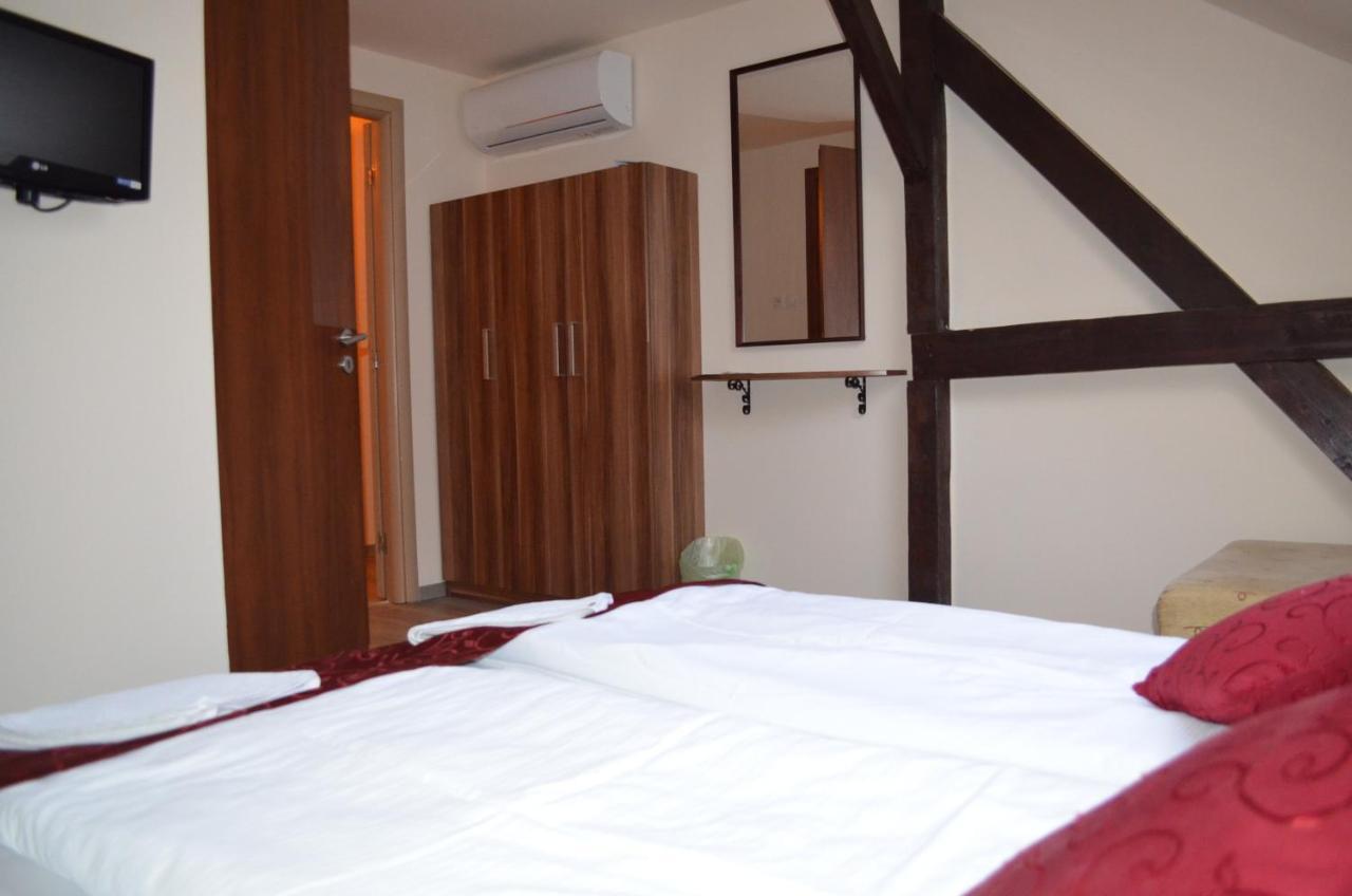 Bed and Breakfast Holdfenyszallas Szegedin Exterior foto
