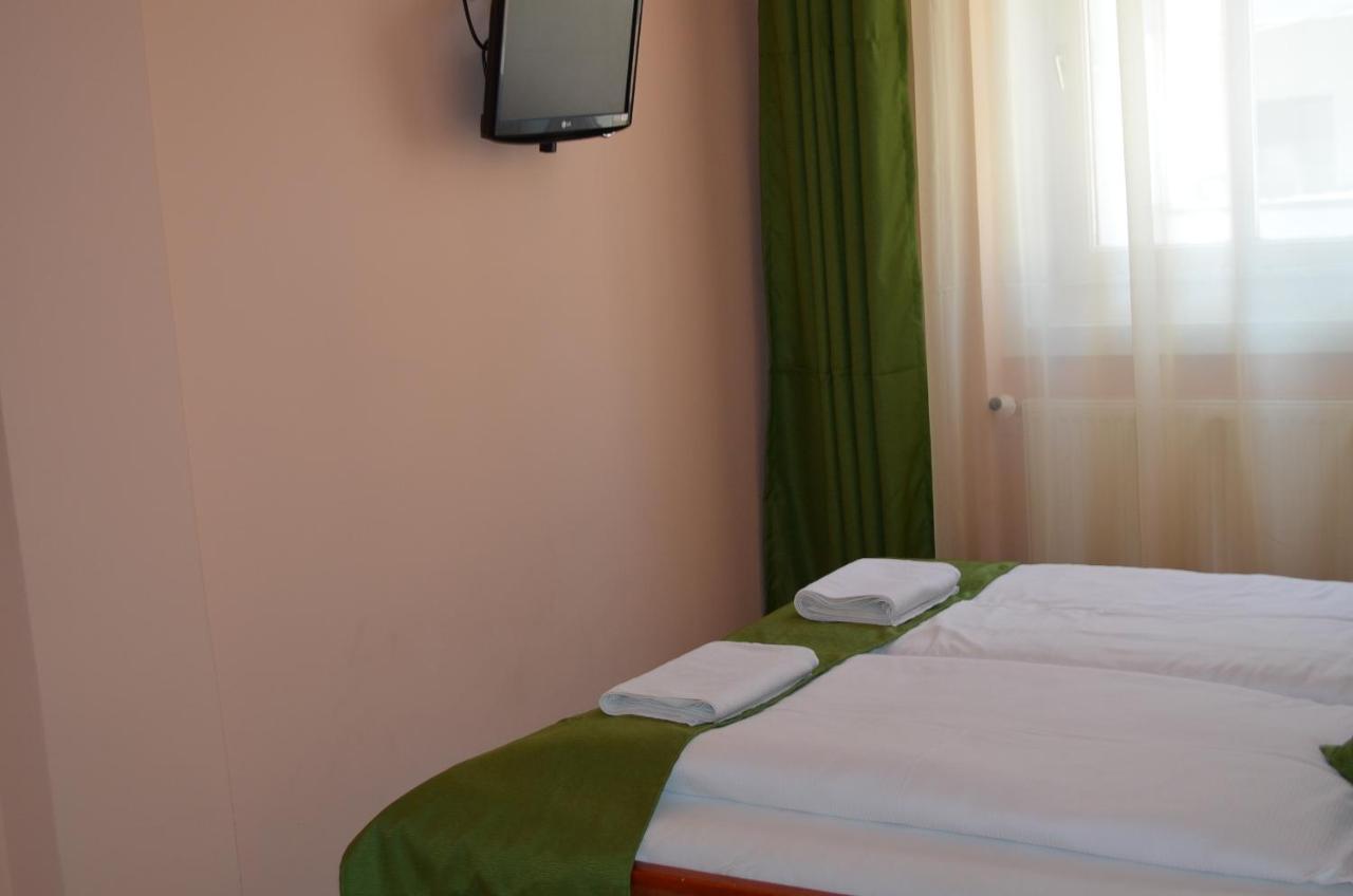 Bed and Breakfast Holdfenyszallas Szegedin Exterior foto